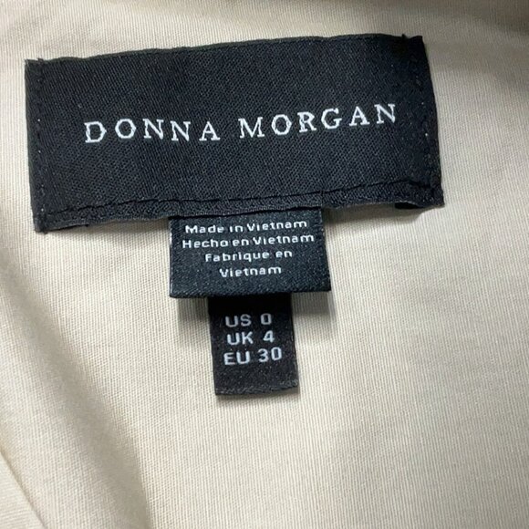 NWT Donna Morgan Shirt Dress with Belt (Sand) Size 0 - Picture 7 of 8